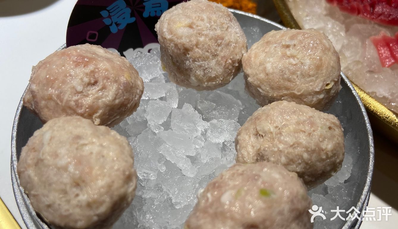 如果要把火锅、全牛、有趣结合，我能想到的只有这家店