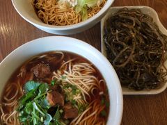 -李先生牛肉面大王(上海站南广场店)