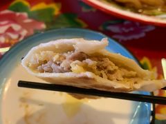 酸菜肉合子-闯关东东北农家菜(崂山石老人店)
