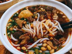 牛腩牛肚粗粉-覃肥叔桂林米粉(粮道街店)