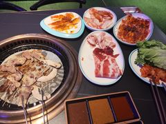 -火影不二碳烤牛肋条自助烤肉店榴莲鳗鱼生蚝(红山店)