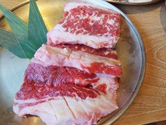 调味牛排肉-西塔老太太泥炉烤肉(北京望京店)