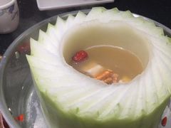 -得意咚瓜·顺德鱼生·冬瓜火锅(深圳首店)