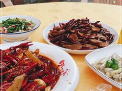 -潜江油焖大虾·小龙虾10年老店(清泉路店)
