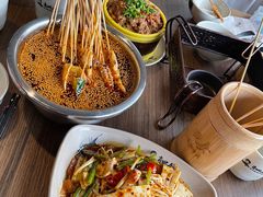 -肖四女乐山跷脚牛肉(世博源店)