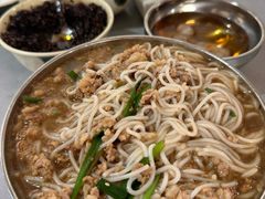 -正宗杨记普洱酸醋米线(总店)