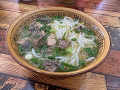 -正宗李家土鸡米线店