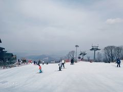 -中旅松花湖滑雪场