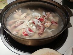 -烹然四季椰子鸡火锅(姚家园万象汇店)