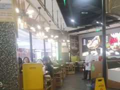 -洪氏嗨捞·猪肚鸡火锅(阳光天地店)