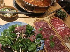 -黔诚多彩火锅(甲秀楼店)