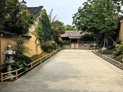 -灵岩山风景区