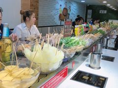 -百品聚旋转火锅(万德庄店)