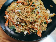 -陈老斯呼尔嗨吃烧烤(科巷店)