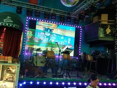 -Famous肥猫墨西哥音乐餐吧(五棵松华熙LIVE店)