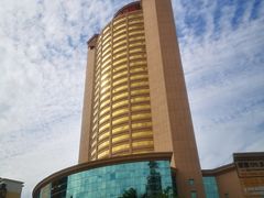 -深圳君逸国际酒店(龙岗横岗塘坑地铁站店)