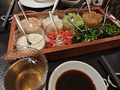 -鲜入唯煮·港式海鲜牛肉火锅(金宝街店)