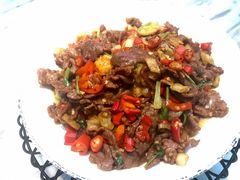 小炒黄牛肉-云梦庭·剁椒鱼头(银泰中心in99店)