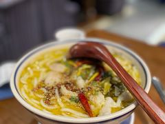 鸡汤酸菜鱼米线-雀舞云南菜(天津天河城购物中心店)