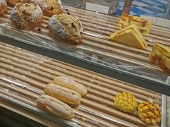 -85度C(生甜甜圈研究工坊·上海局门店)