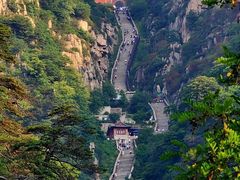 -泰山花样年华景区