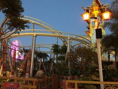 -七彩云南欢乐世界