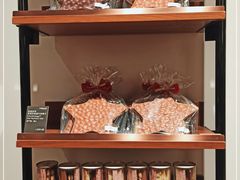 -Laderach 莱德拉(上海环贸iapm店)