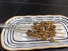 炭烤原味羊肉串-许哥东北烧烤·铁丳烤串·宫后夹肉(繁花中心店)