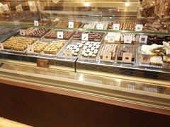 -VENCHI 闻绮(北京国贸商城店)