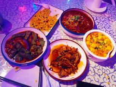 -巴特餐饮6加1音乐餐吧·新疆菜