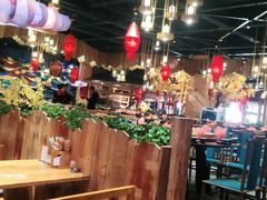 大堂-老滇山寨•云南特色菜•地方菜•民族风情歌舞表演(金碧店)