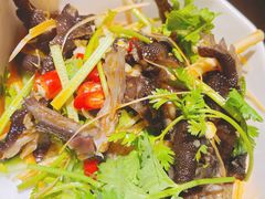 无骨鸡爪-虾胡闹·澳洲小龙虾·烧烤(福田鲨鱼店)