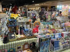 -猫的天空之城概念书店(苏州诚品店)