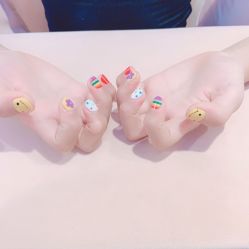 -花系美·美甲美睫精品店