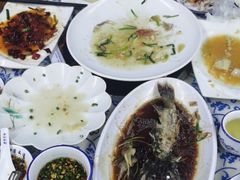 -范饭椰林川湘味海鲜·椰子鸡(三亚湾椰梦长廊店)