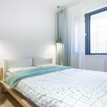 次卧打通主卧变身衣帽间妙不可言！