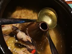 -云海肴·汽锅鸡·云南菜(天山百盛优客店)