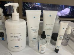 -JNK皮肤管理中心