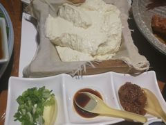 自制石磨豆腐-95号酱骨·一块豆腐(展春园西路店)