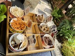 -菌自由丨野生菌火锅特色庭院餐厅(丽江古城店)