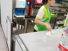 -老乡鸡(亳州路天庆大厦店)