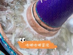 -毛辣果·贵州红酸汤牛肉火锅(西单店)