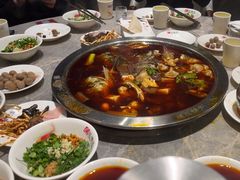 -忘情水鱼头·鲜鱼火锅(滨江中路店)