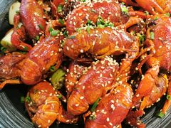 -肥肥虾庄·金牌油焖大虾(沙湖店)