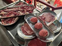 -金龙大四喜牛肉火锅