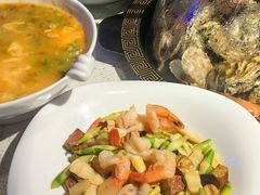 -巧克力渔家.小船海鲜胶东菜(三浴场店)
