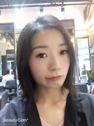 -FRIDAY星期五专业美发沙龙