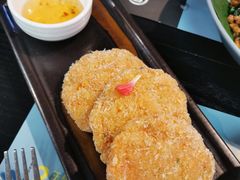 炸虾饼配泰国梅子酱-帕蓝·暹罗料理(曲阳店)
