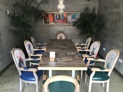 包厢-HIGH FIVE哈福手工汉堡(桂林路店)