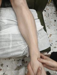 -夏花美甲美睫